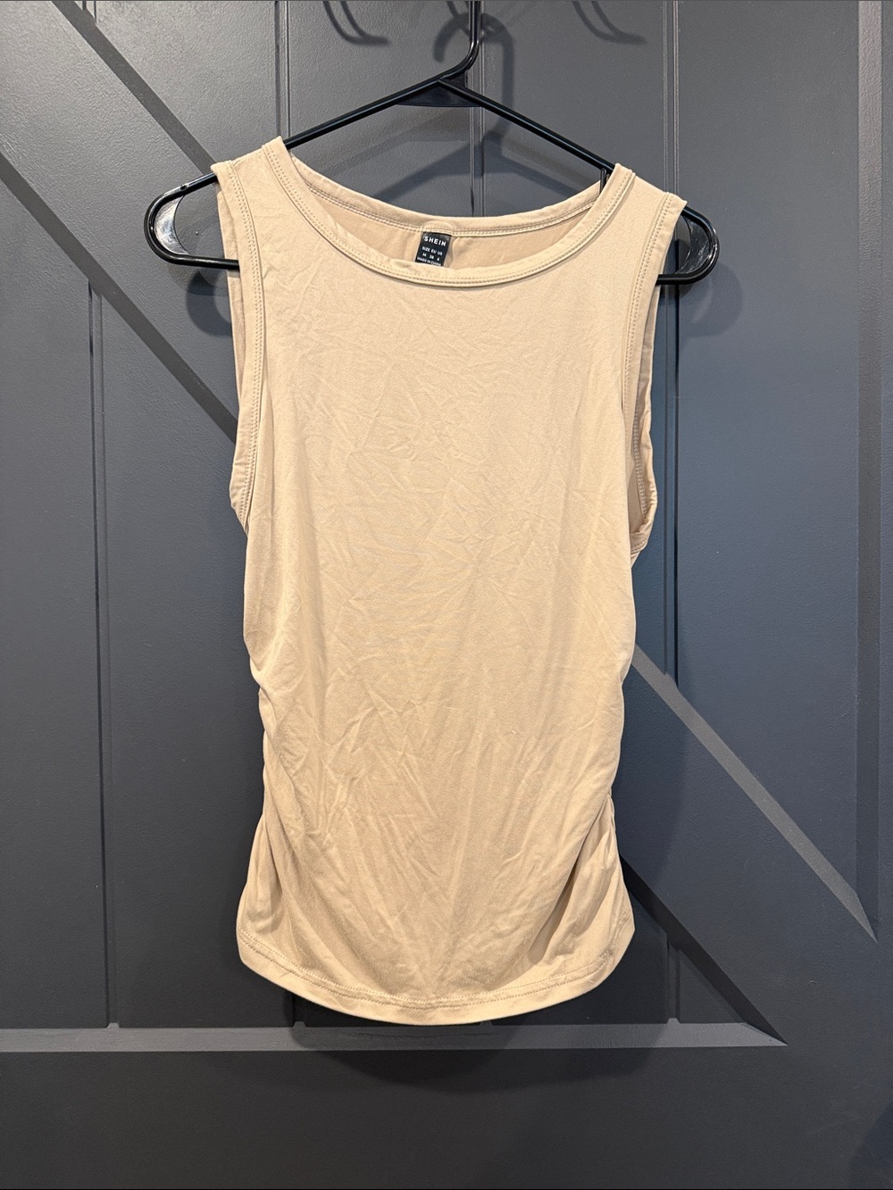 SHEIN Beige Scoop Neck Sleeveless Tank Top